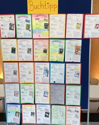 Stellwand 2 mit Buchtipps